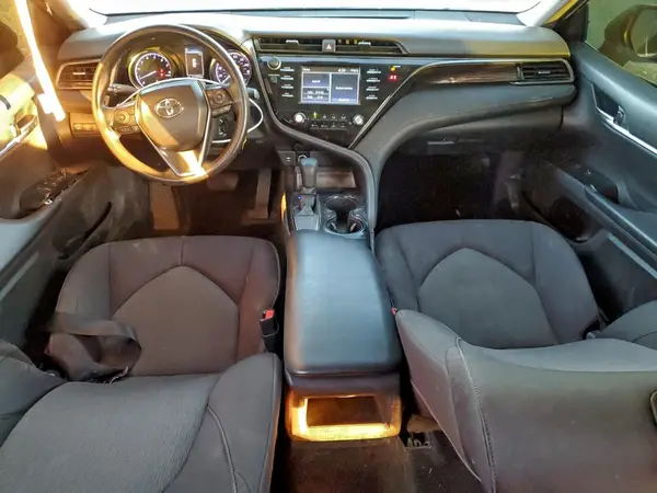 4T1B11HK2KU187329 2019 TOYOTA CAMRY - Image 8