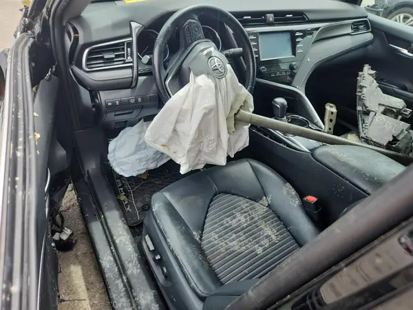 4T1B11HK2KU187492 2019 TOYOTA CAMRY - Image 8