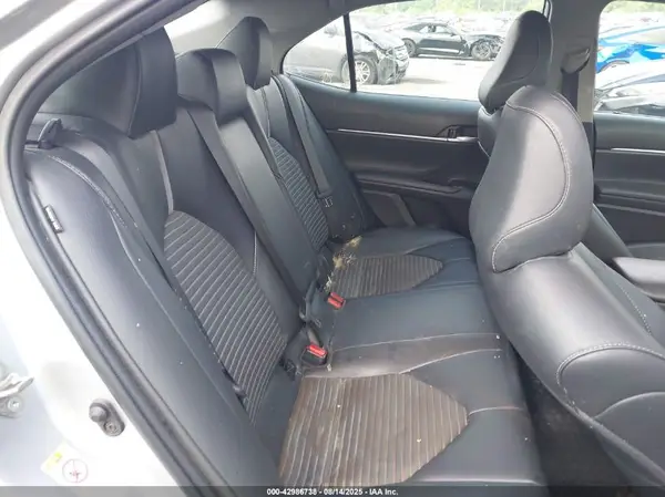 4T1B11HK2KU188335 2019 TOYOTA CAMRY - Image 8