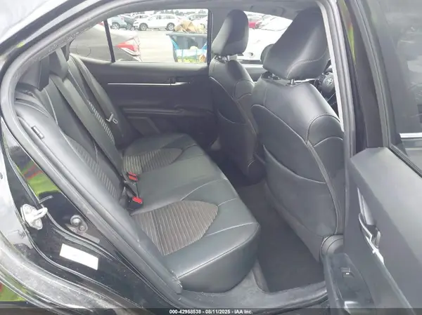 4T1B11HK2KU190019 2019 TOYOTA CAMRY - Image 8