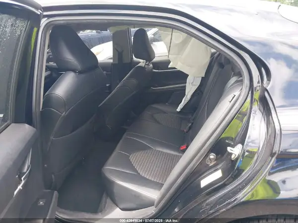 4T1B11HK2KU191302 2019 TOYOTA CAMRY - Image 8