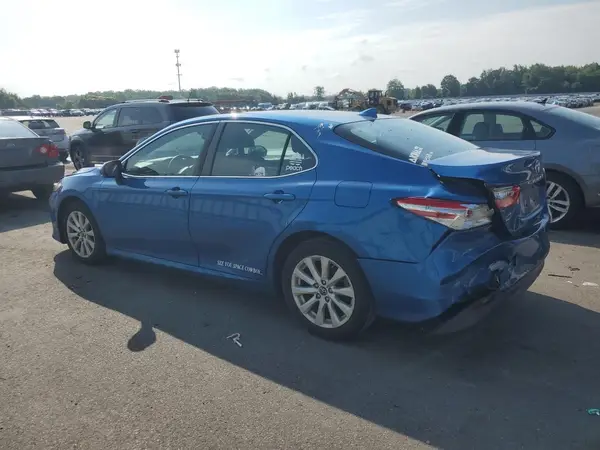 4T1B11HK2KU193647 2019 TOYOTA CAMRY - Image 2