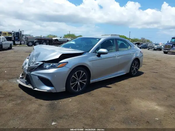 4T1B11HK2KU194555 2019 TOYOTA CAMRY - Image 2