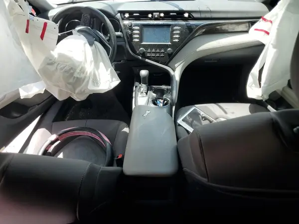 4T1B11HK2KU195642 2019 TOYOTA CAMRY - Image 8