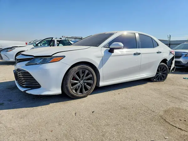 4T1B11HK2KU196970 2019 TOYOTA CAMRY - Image 1
