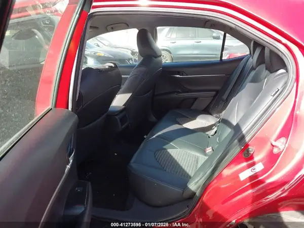 4T1B11HK2KU201567 2019 TOYOTA CAMRY - Image 8