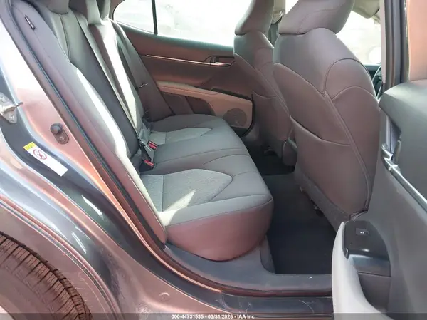 4T1B11HK2KU202993 2019 TOYOTA CAMRY - Image 8