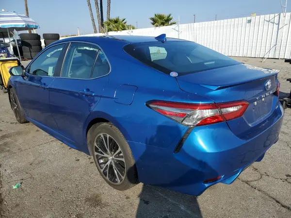4T1B11HK2KU205795 2019 TOYOTA CAMRY - Image 2