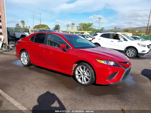 4T1B11HK2KU209166 2019 TOYOTA CAMRY - Image 1