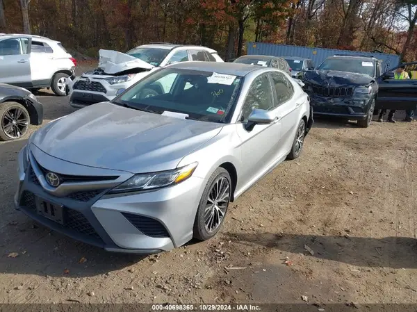 4T1B11HK2KU209474 2019 TOYOTA CAMRY - Image 2