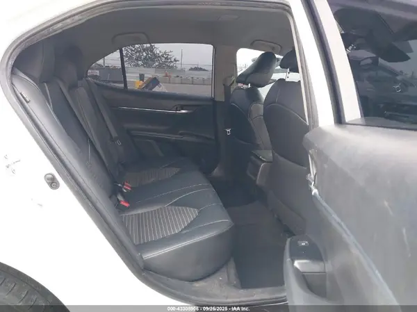 4T1B11HK2KU209782 2019 TOYOTA CAMRY - Image 8