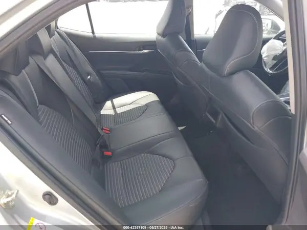 4T1B11HK2KU210060 2019 TOYOTA CAMRY - Image 8