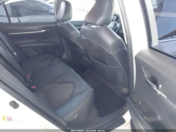 4T1B11HK2KU210219 2019 TOYOTA CAMRY - Image 8