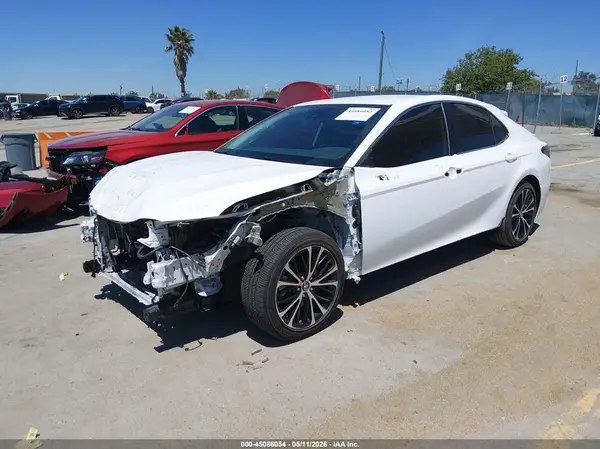 4T1B11HK2KU212553 2019 TOYOTA CAMRY - Image 2