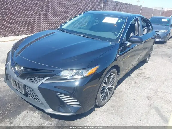 4T1B11HK2KU214531 2019 TOYOTA CAMRY - Image 2