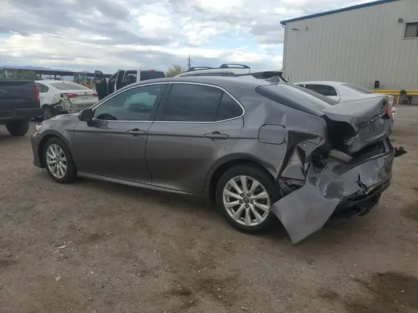 4T1B11HK2KU217476 2019 TOYOTA CAMRY - Image 2