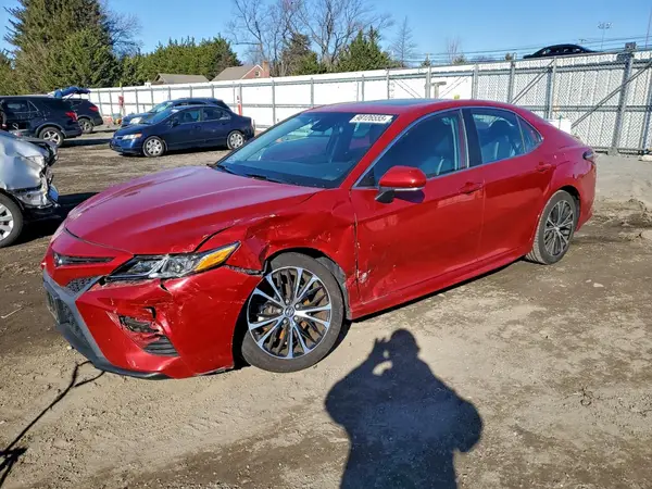 4T1B11HK2KU221513 2019 TOYOTA CAMRY - Image 1