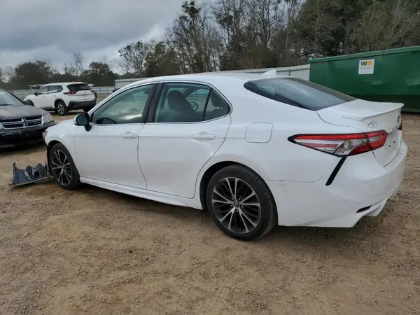 4T1B11HK2KU224203 2019 TOYOTA CAMRY - Image 2