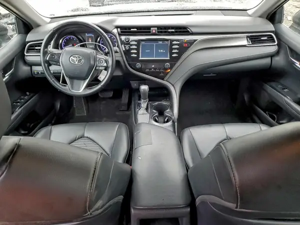 4T1B11HK2KU228235 2019 TOYOTA CAMRY - Image 8