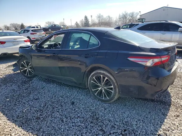 4T1B11HK2KU230132 2019 TOYOTA CAMRY - Image 2