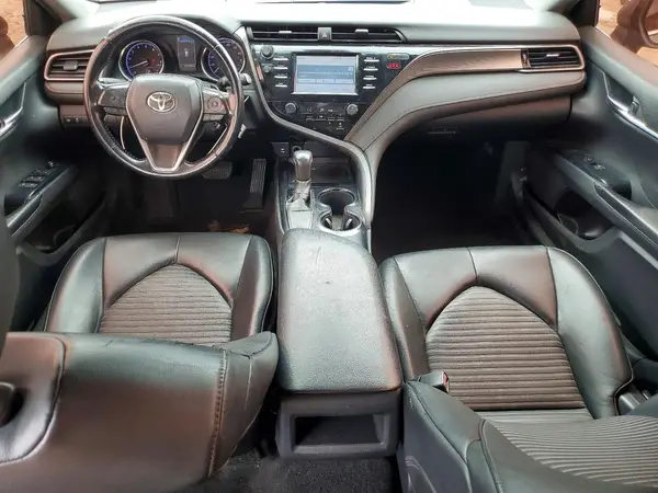 4T1B11HK2KU230910 2019 TOYOTA CAMRY - Image 8