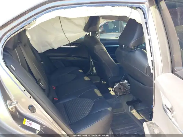 4T1B11HK2KU231460 2019 TOYOTA CAMRY - Image 8