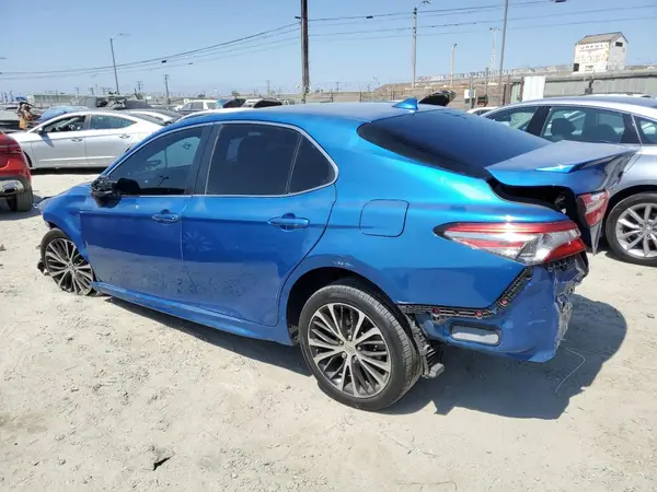 4T1B11HK2KU231975 2019 TOYOTA CAMRY - Image 2