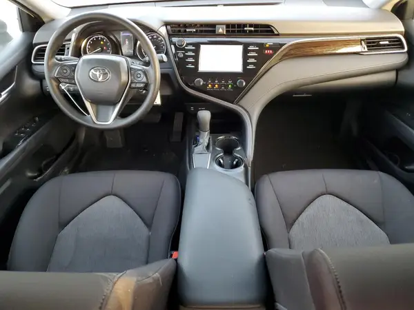 4T1B11HK2KU240871 2019 TOYOTA CAMRY - Image 8