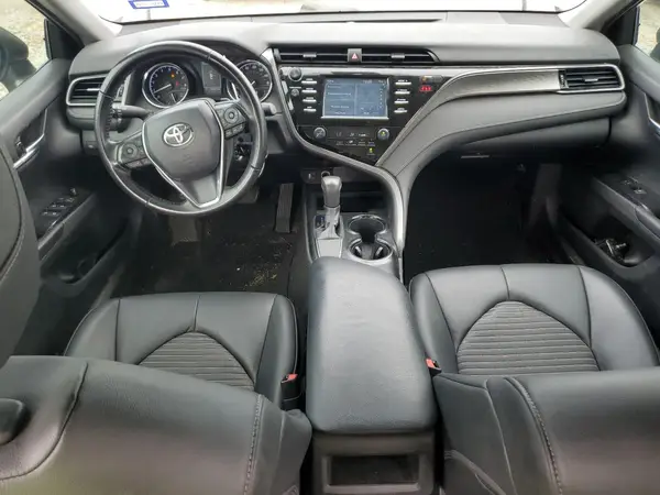 4T1B11HK2KU243303 2019 TOYOTA CAMRY - Image 8