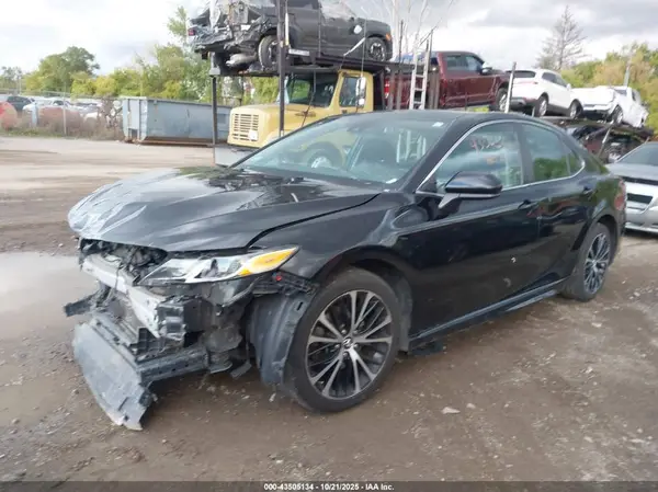 4T1B11HK2KU243494 2019 TOYOTA CAMRY - Image 2