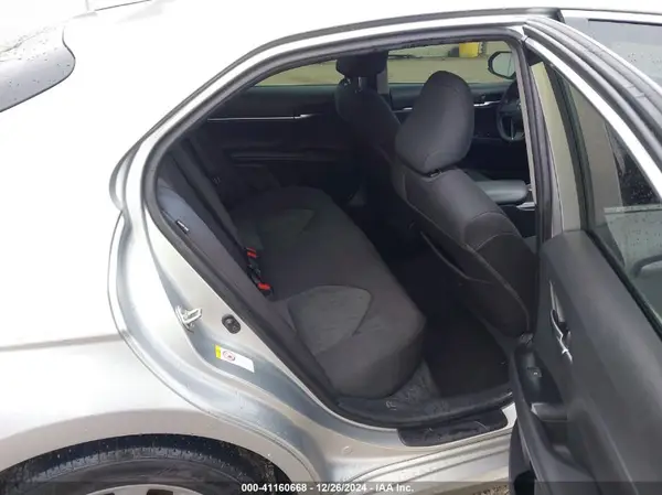 4T1B11HK2KU246881 2019 TOYOTA CAMRY - Image 8