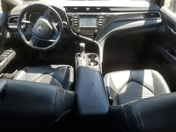4T1B11HK2KU249036 2019 TOYOTA CAMRY - Image 8