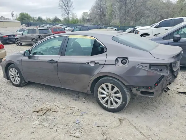 4T1B11HK2KU251515 2019 TOYOTA CAMRY - Image 2