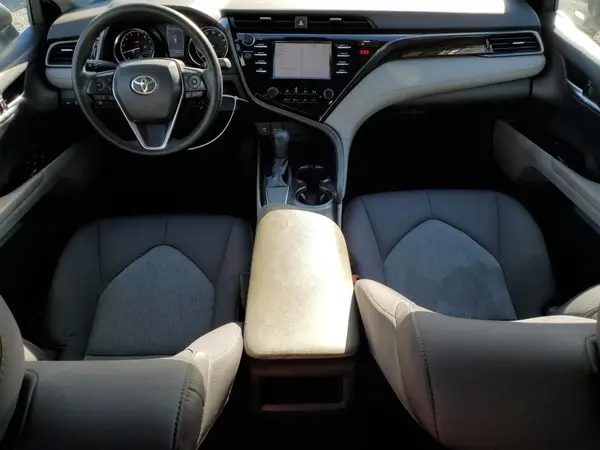 4T1B11HK2KU252325 2019 TOYOTA CAMRY - Image 8