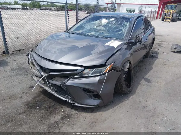 4T1B11HK2KU254480 2019 TOYOTA CAMRY - Image 2