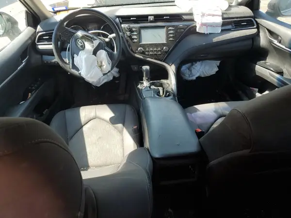 4T1B11HK2KU258013 2019 TOYOTA CAMRY - Image 8