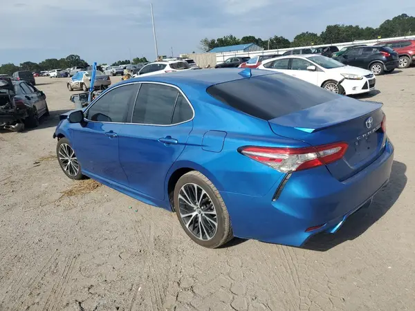 4T1B11HK2KU260313 2019 TOYOTA CAMRY - Image 2