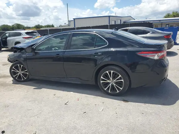 4T1B11HK2KU263387 2019 TOYOTA CAMRY - Image 2