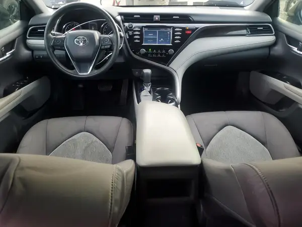 4T1B11HK2KU264118 2019 TOYOTA CAMRY - Image 8