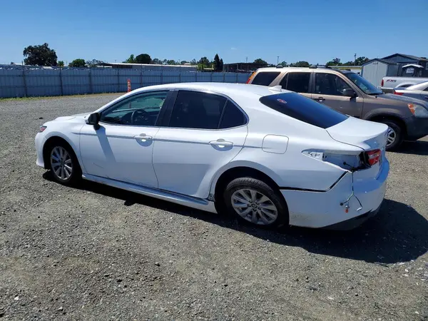 4T1B11HK2KU264314 2019 TOYOTA CAMRY - Image 2