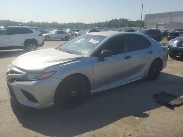 4T1B11HK2KU268220 2019 TOYOTA CAMRY - Image 1