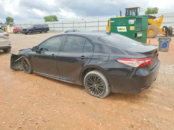 4T1B11HK2KU268573 2019 TOYOTA CAMRY - Image 2