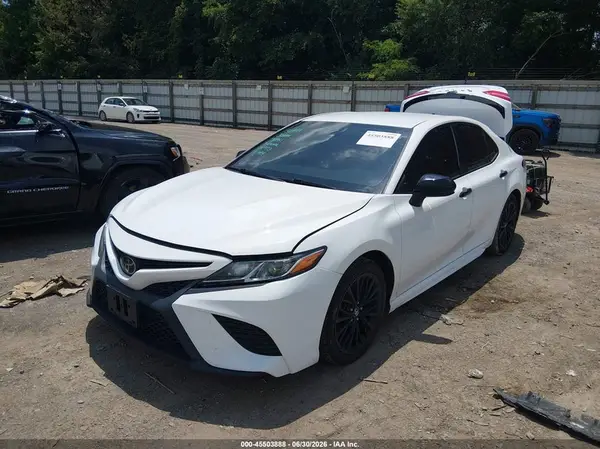 4T1B11HK2KU268685 2019 TOYOTA CAMRY - Image 2