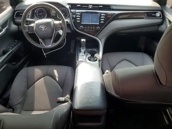 4T1B11HK2KU270243 2019 TOYOTA CAMRY - Image 8