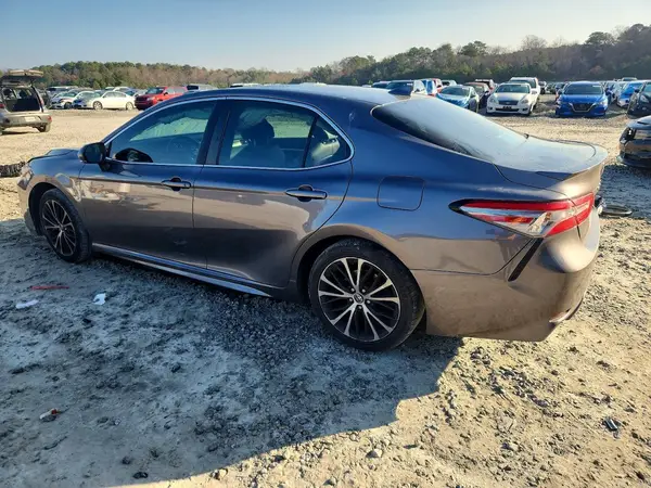 4T1B11HK2KU271702 2019 TOYOTA CAMRY - Image 2