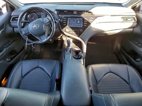 4T1B11HK2KU276463 2019 TOYOTA CAMRY - Image 8