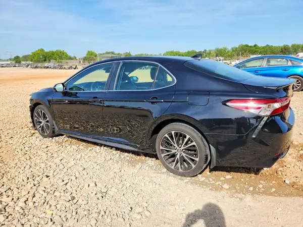 4T1B11HK2KU277824 2019 TOYOTA CAMRY - Image 2