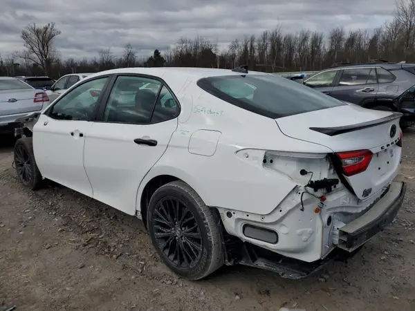 4T1B11HK2KU278648 2019 TOYOTA CAMRY - Image 2