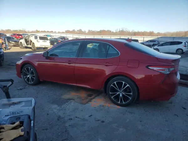 4T1B11HK2KU279024 2019 TOYOTA CAMRY - Image 2