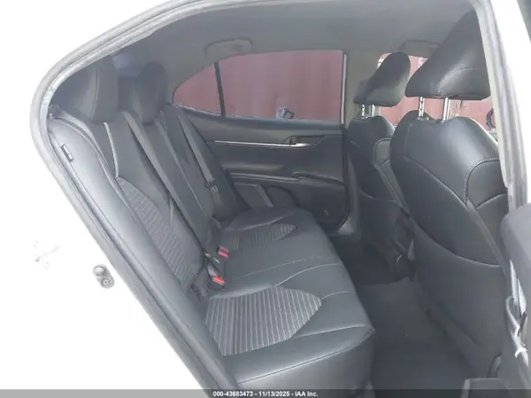 4T1B11HK2KU279900 2019 TOYOTA CAMRY - Image 8